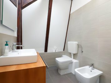 Bidet toilet combos